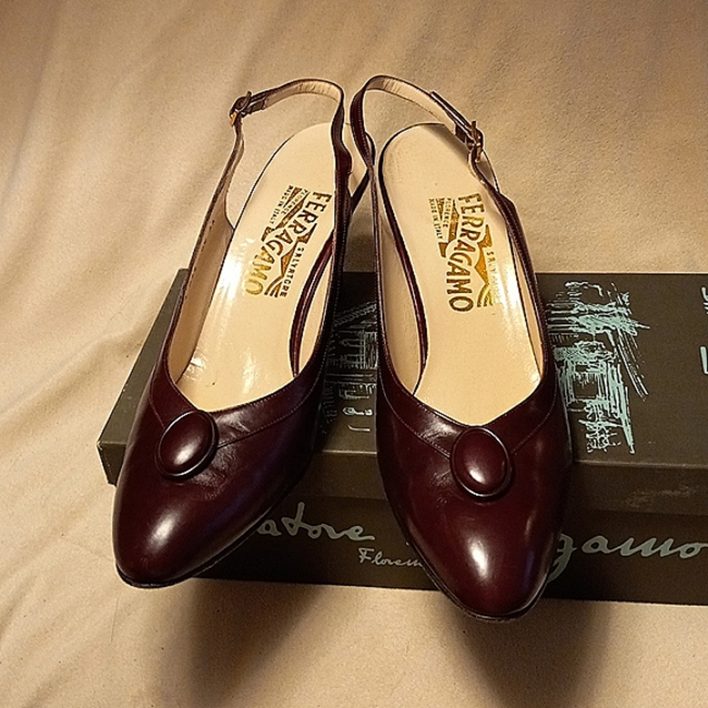 Salvatore Ferragamo WINE colored closed toed sling .